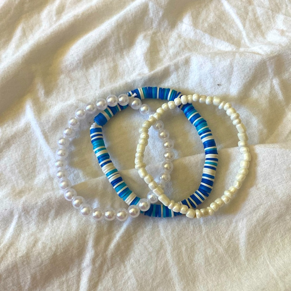 3 piece bracelet pack!! cute beachy set 🌊🏄‍♀️🌞